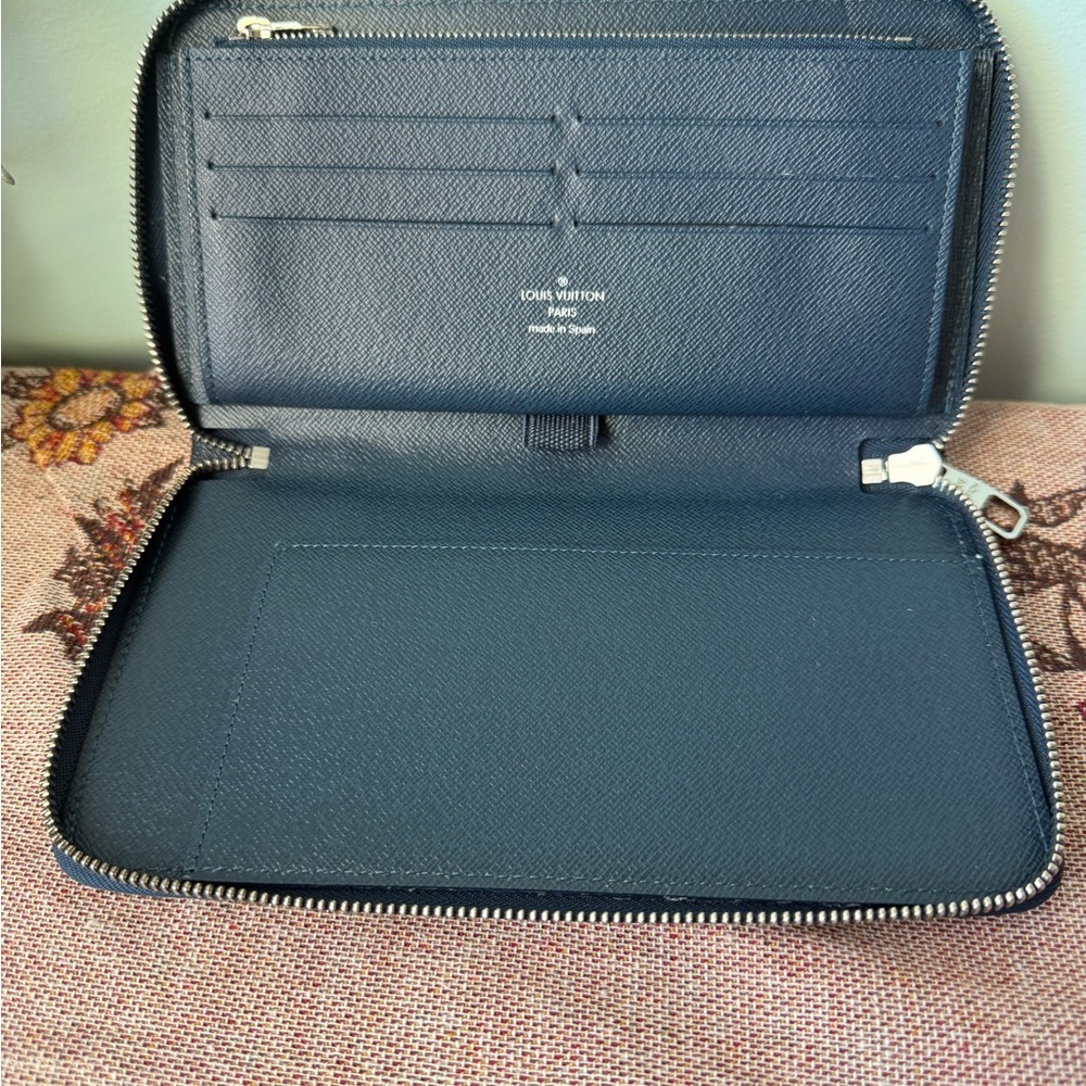 Louis Vuitton Blue Taiga Leather Organizer Wallet